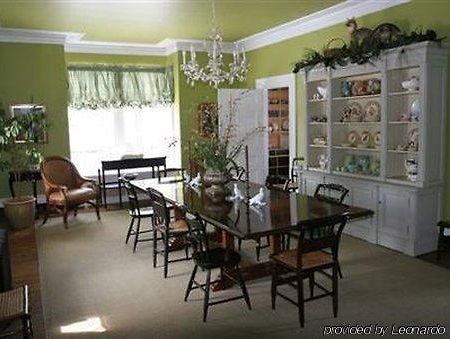 Brambles Inn & Gardens Potsdam Room photo